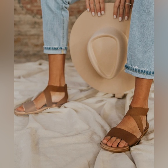 Sorel Shoes - Sorel Ella Sandal Leather Strappy Gladiator Open Toe Stretch Strap Tan Brown 9.5